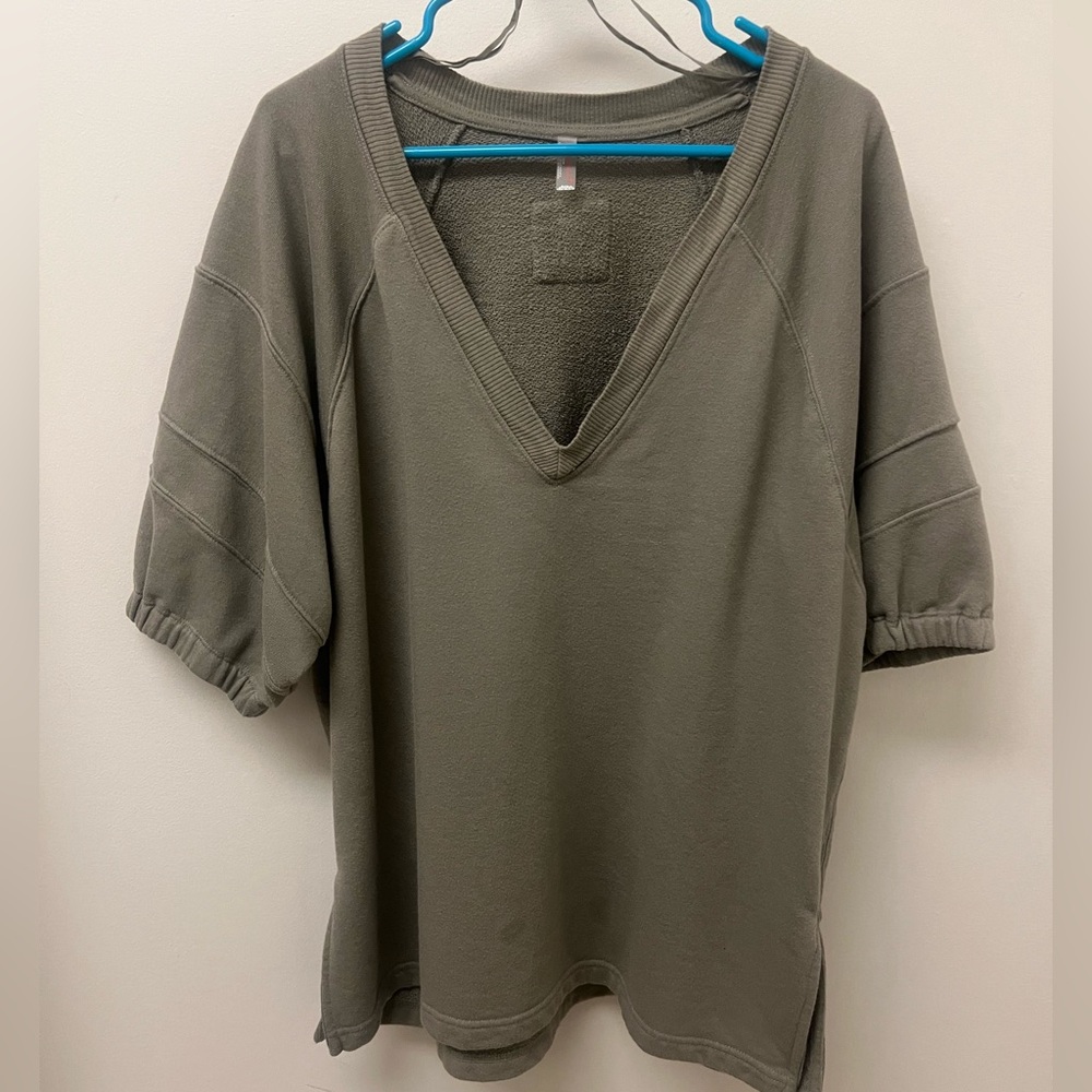 S O L D! Free People Short Sleeve Sweatshirt